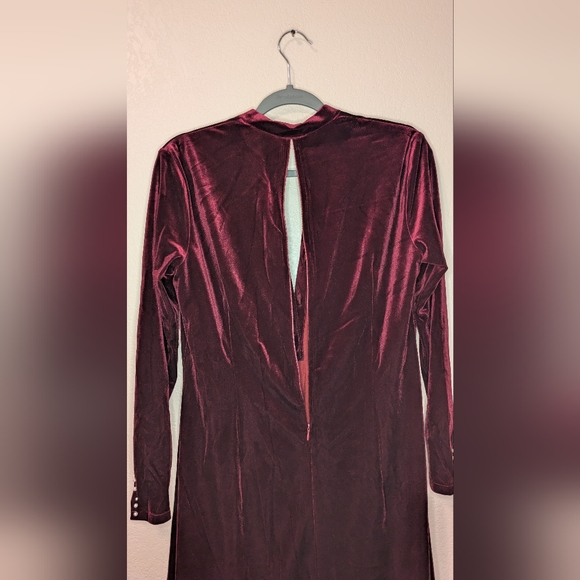 Sarah Luton Elegant Velvet Burgundy Dress - Picture 7 of 7